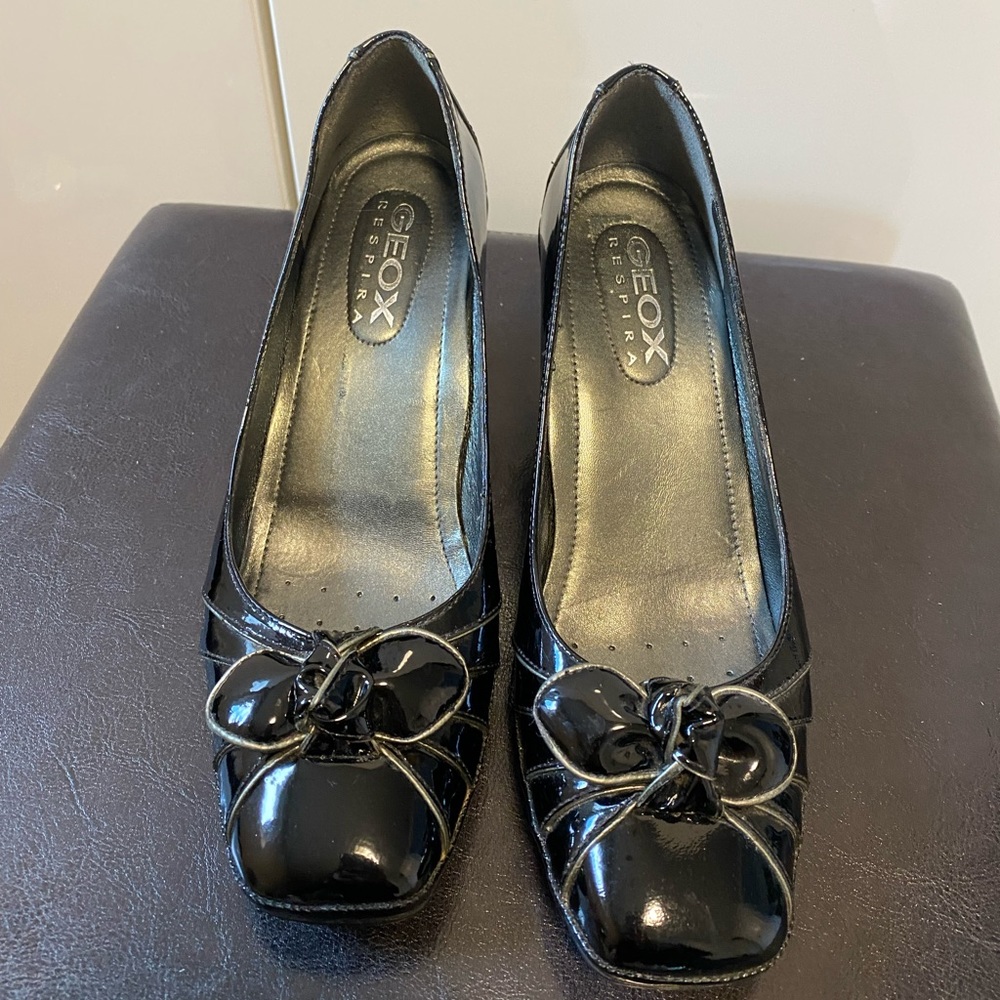 Geox size 9 women’s; great condition